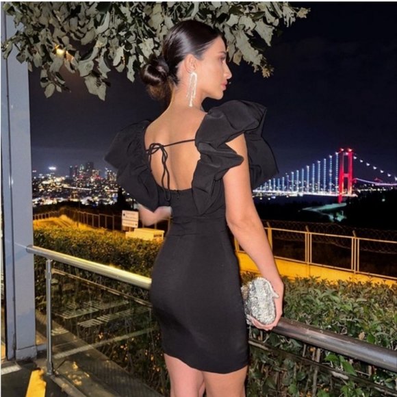 ZARA VOLUMINOUS SHORT DRESS - Picture 9 of 9